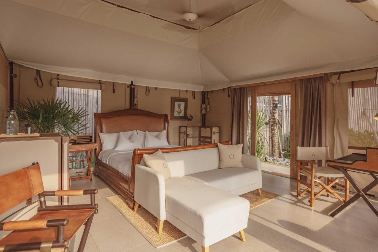 Aladdin Luxury Camp Phuket Hotel Exterior foto
